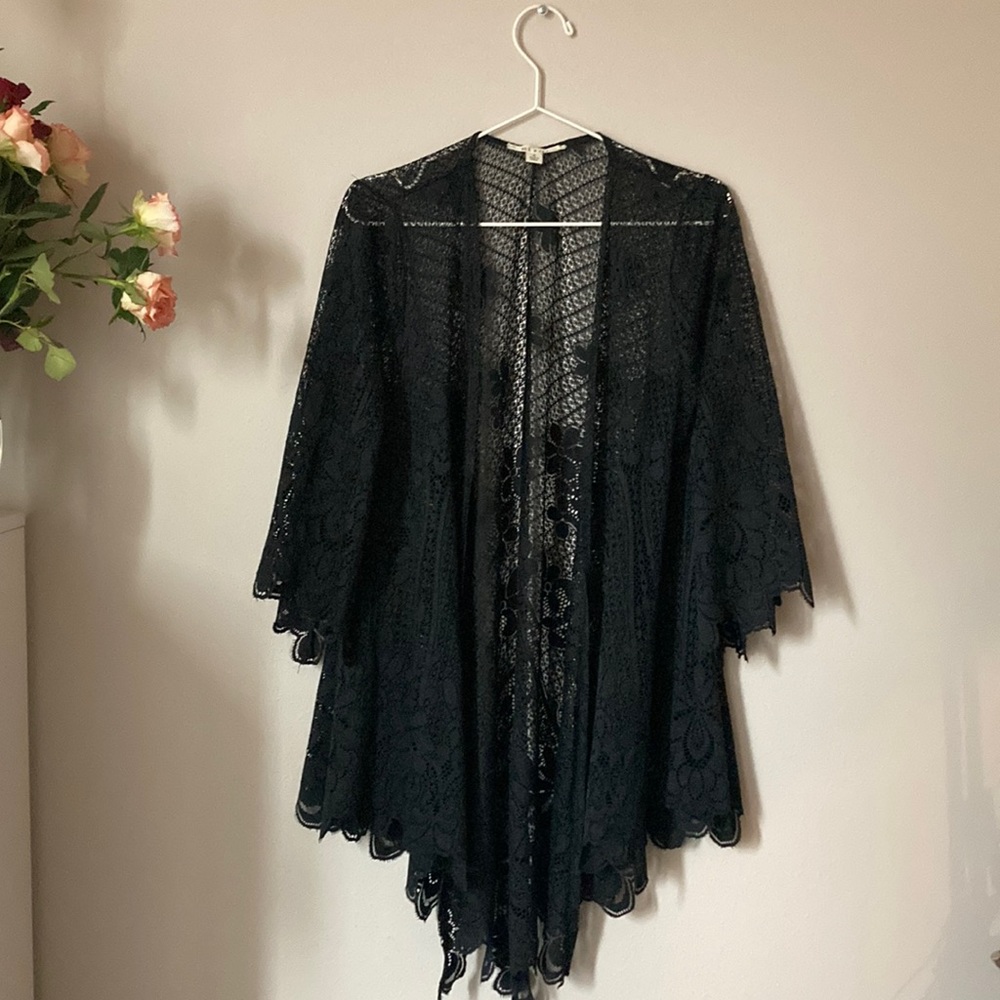 Lace Flower Shrug